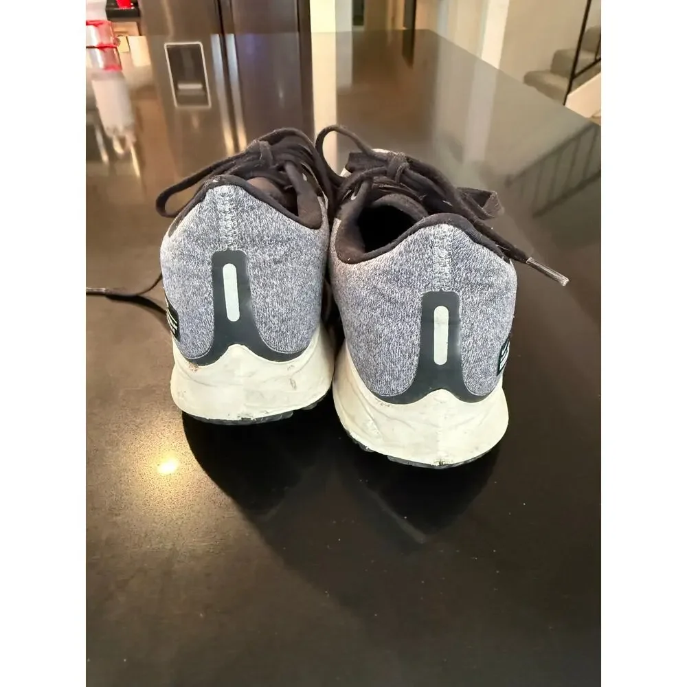 Woments Nike Air Zoom Pegasus 35 Shield Utility Running Whoes Black Gray 8.5